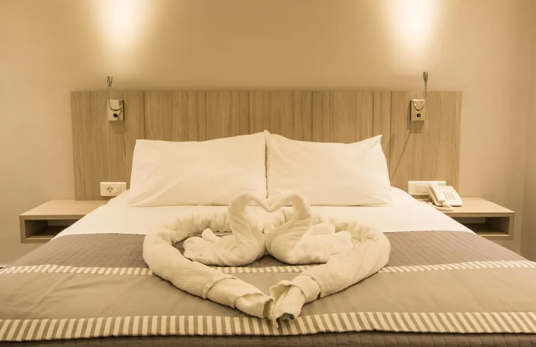 Parasol Luxury Hotel & Suites Adults Only-1